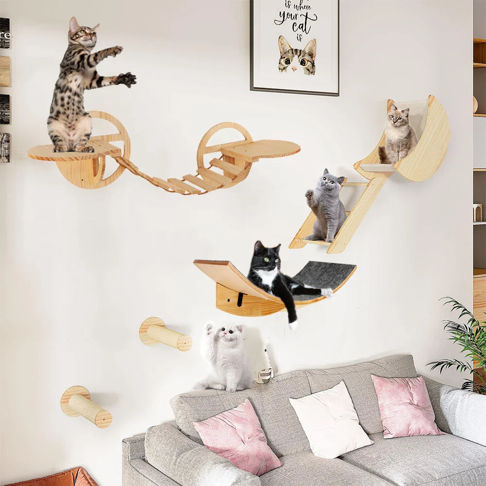 Arbre à chat mural — Pont suspendu — ChAventure